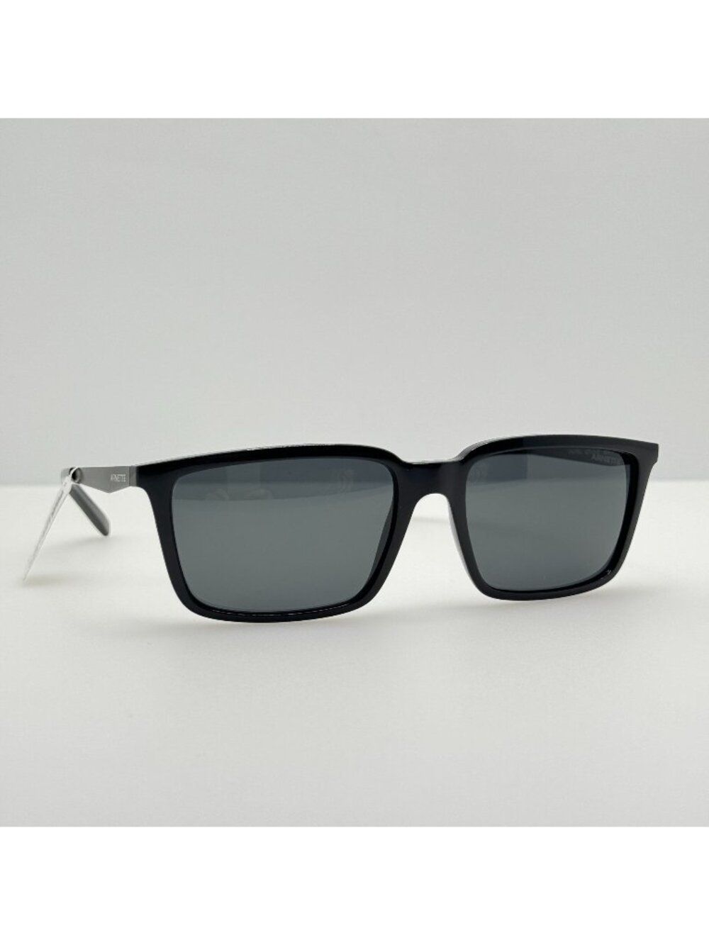 Arnette Sunglasses 4270-41/87 Calipso 56-17